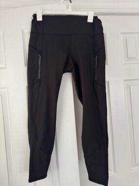 Athleta Black Rainier Tight Leggings